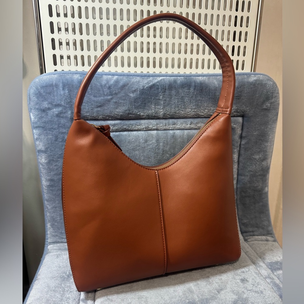 Apt. 9 Chic Tan Hobo Bag